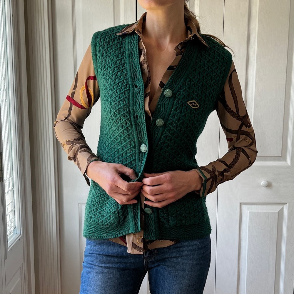 Le Marine Green Knitted Women's Sweater Vest - Picture 3 of 10
